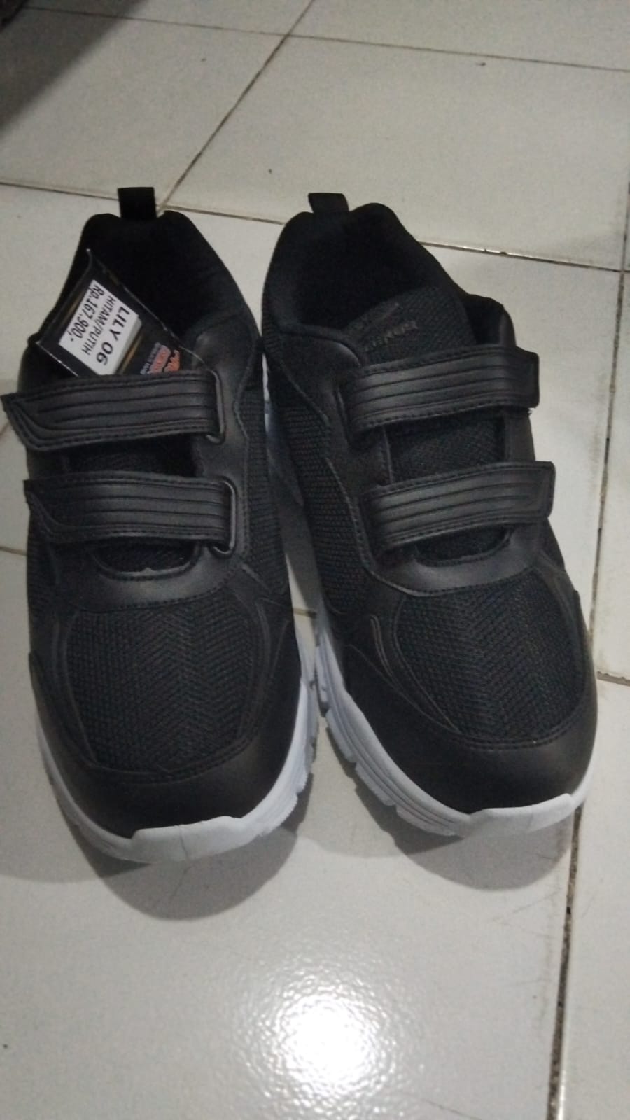 sepatu new era lily (v) hitam putih