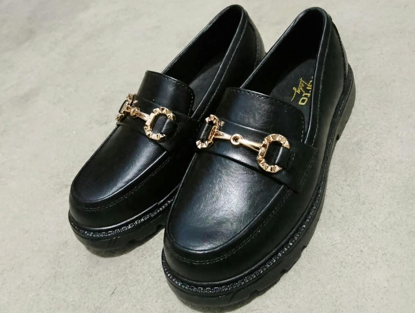 sepatu porto lady style love hitam