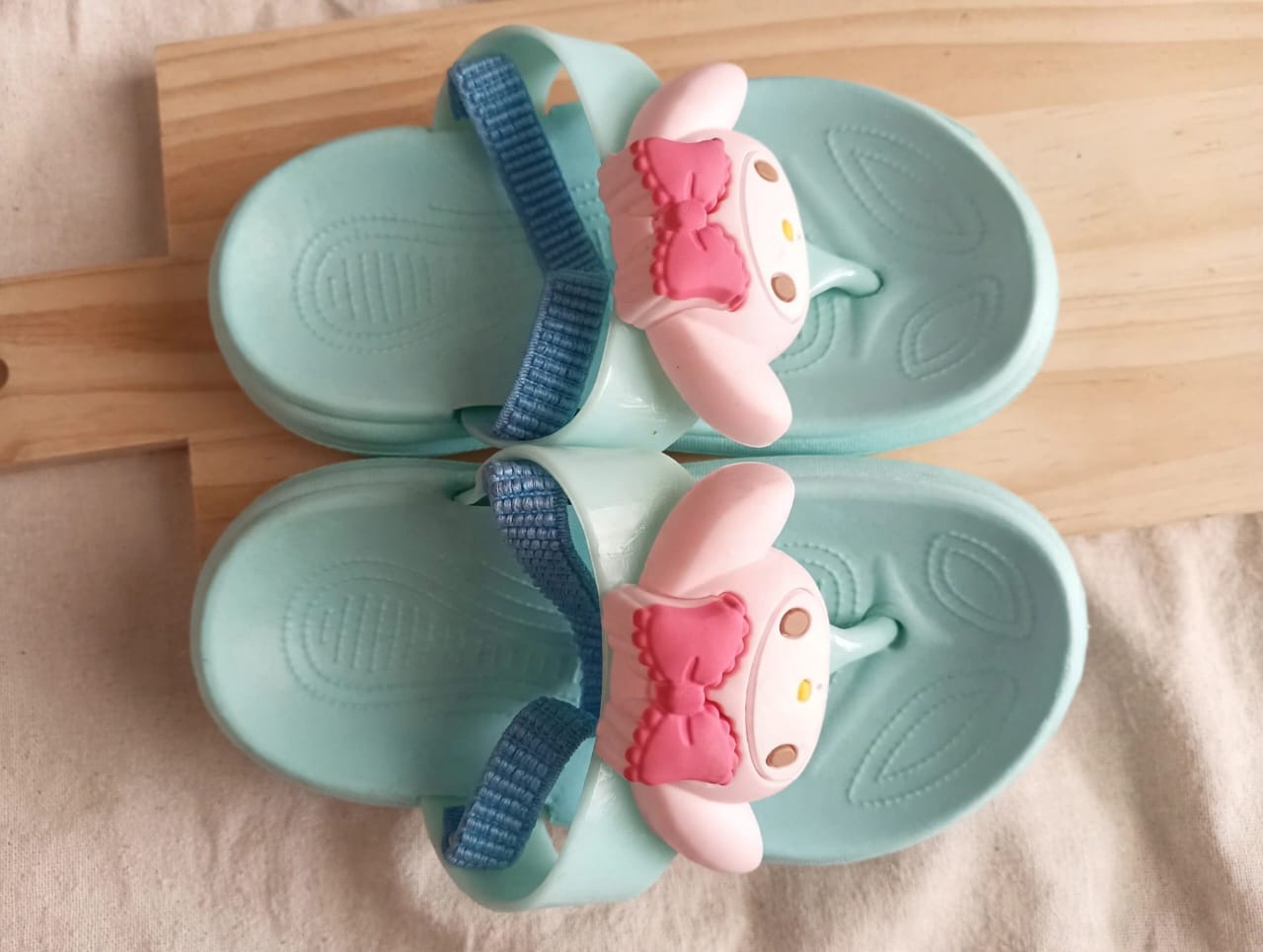 sandal jepit anak tali belakang morego (dua ukuran )
